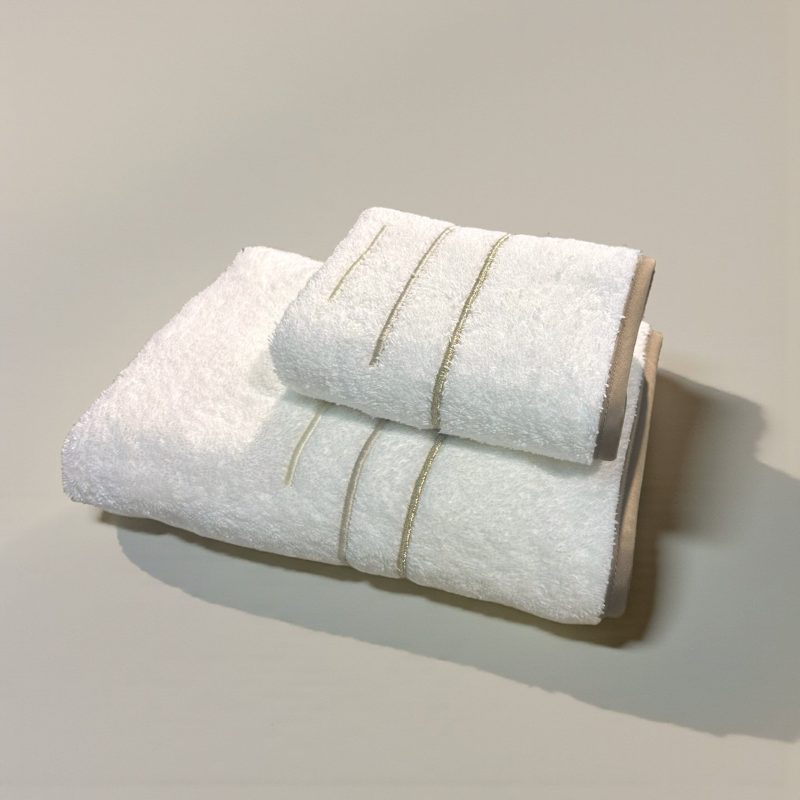 giulia viso e ospite